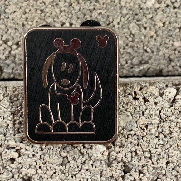 Disney Trading Pins - Picture 6 of 7